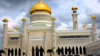 Sultan Omar Ali Saifuddin Mosque  Bandar Seri Begawan Brunei [upl. by Alburg652]