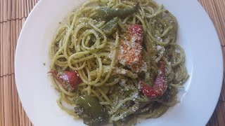 Thermomix TM6 TM5 Spaghetti mit Pesto und Paprikaschoten [upl. by Eltrym]