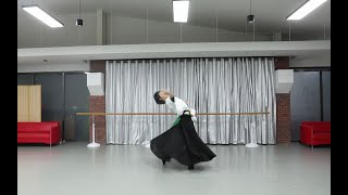 【肖宇梁Xiaoyuliang】练舞房的日常，蒙古舞Daily dance practice in studio KylinZhang盗墓筆記張起霊UltimateNoteRainco [upl. by Eecats799]