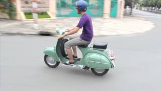 1965 Green VBB Vespa [upl. by Aneej]