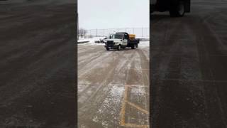 SnowEX VMaxx SP9500 Salt Spreader [upl. by Vally]