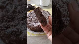 Torta al cioccolato solo 2 ingredienti [upl. by Alleiram27]