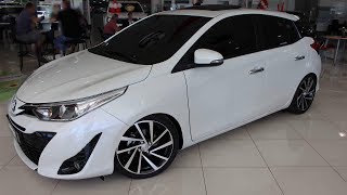 Toyota Yaris Hatch 2019  versões XL XL Plus e XLS detalhes preço  wwwcarblogbr [upl. by Aelanej]