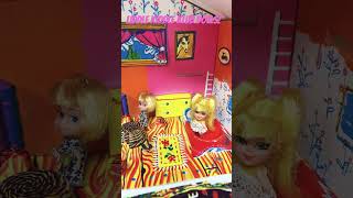 Vintage Liddle Kiddle Klub Dolls with House vintagedolls toysofthe60s [upl. by Israel]