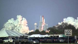 Launch of Discovery on STS133 [upl. by Beall]