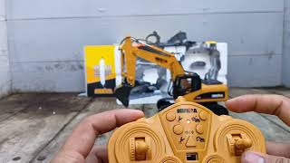 UNBOXING RC EXCAVATOR HUINA 15351 15CH 24Ghz SKALA 114 [upl. by Nodnerb508]