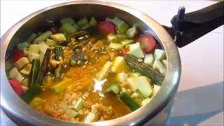 सांबर बनाने का आसान और फ़ास्ट तरीका काश पहले पता होता  How to make sambhar in cookersambhar recipe [upl. by Areid]