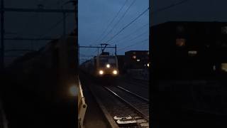 NS ICRmh met de 2 NS 186ers komen Langs Tilburg Reeshof voorbij richting Tilburg [upl. by Nosremaj906]