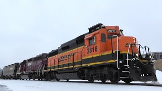 BNSF 2816 w HLCX Power Leads Freight Davenport IA [upl. by Banwell102]