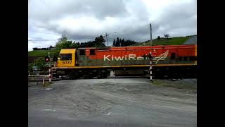 932 at Benhar crossing [upl. by Rikki372]