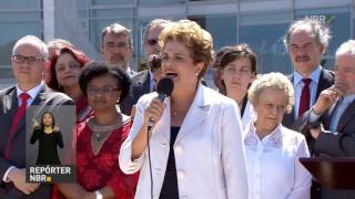 Dilma Rousseff discursa após ser afastada [upl. by Coral]