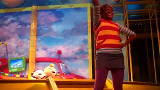 Disney Junior – Live on Stage  Disneys Hollywood Studio 20111225 [upl. by Ilime893]