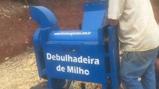 Debulhador de milho JC triciclos agrícolas pulverizador adubadeira roçadeira carreta escavadeira rod [upl. by Chapa]