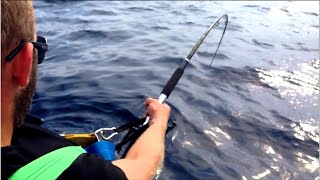 JIGGING Pesca a Vertical Jigging Attrezzature esche e azione di pesca [upl. by Shirlee]