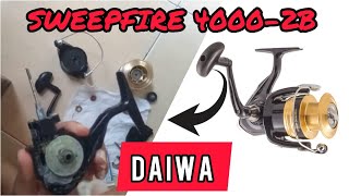 Daiwa Sweepfire 40002B  Service Maintenance and Cleaning [upl. by Annaegroeg]