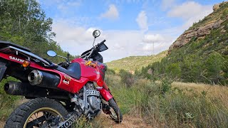 Honda Dominator  Buscando CASCADA PIERDO una de las GOPRO [upl. by Ekaterina]