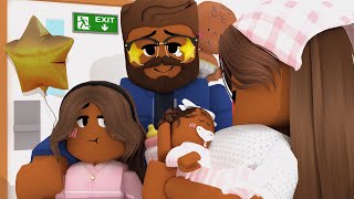 🧸Meeting Our NEW BABY FIRST HOME SERIES Roblox Family Roleplay bloxburg [upl. by Clarkson]