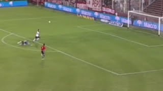 INSÓLITOS GOLES ERRADOS EN EL FÚTBOL ARGENTINO 🤣 [upl. by Oht]