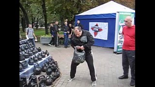 THE HEAVIEST 130 KG KETTLEBELL CLEAN ATTEMPT ГИРЯ 130 КГ 2012 год [upl. by Rizzi]