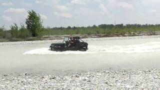 Jeep CJ7 extreme performance V8 aquaplaning surfing powerdrift power fun HD [upl. by Primaveria]