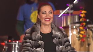 Ceca  Zaboravi  LIVE  Novi Sad  Tv Pink 2015 [upl. by Soisinoid]