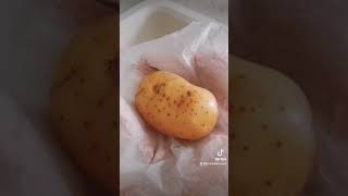 Patate lesse in pochi minuti e senza SPORCARE neanche una pentola Buona visione [upl. by Ahcsat]