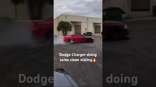 Dodge Charger sliding👀cars dodge dodgesrt dodgecars dodgechargersrt automobile cartok [upl. by Sillert916]