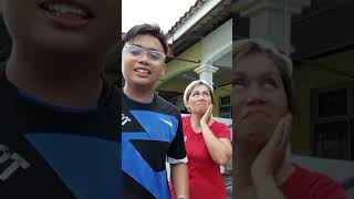 Emak kaki sakat gini lah jadi nya funnyshorts comedyvideo [upl. by Kerns120]