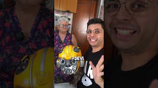 La Nonna prova il Casco di BUMBLEBEE Transformers [upl. by Shiau135]