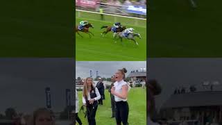 Groom ROARS Alpinista Home [upl. by Alleacim]