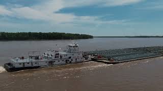 Ever wanted to tour the inside of a river towboat [upl. by Niobe]