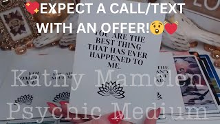 💖EXPECT A CALLTEXT WITH AN OFFER😲💓LETS GET THIS THING HAPPENING STARTED✨COLLECTIVE LOVE TAROT💓✨ [upl. by Ahseryt]