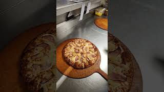 ROUND TABLE PIZZA USA CALIFORNIA TRACY MANTECA STOCKTON LODI GALT SACRAMENTO SUBSCRIBE PLZ [upl. by Nnayar52]