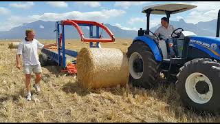 Self loading bale trailer by Hennie Ingwersen [upl. by Ennovyhc]