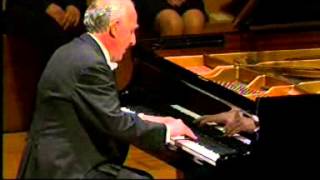 F Chopin  Nocturne op 27 no 2  Maurizio Pollini piano [upl. by Amersham294]