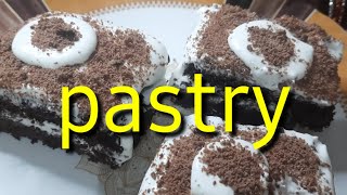 तवे पर सिर्फ तीन सामग्रियों से बनी साधारण पेस्ट्री  Pastry  Soft and spongy Pastry  asha kitchen [upl. by Otreblanauj]