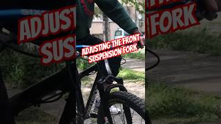 Adjusting The Front Suspension Fork Of A Rockshox Mountain Bike MTB [upl. by Kosel36]