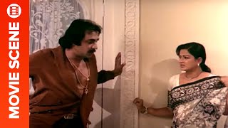 Ranjeet Trying To Take Advantage Of Moushumi Chatterjee  Swayamwar [upl. by Yornek]