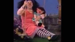 Big Comfy Couch Swing a Ling 360p 24fps H264 128kbit AAC [upl. by Frayne250]