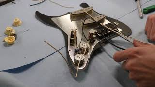 Wiring our HSS Deluxe Loaded Strat Pickguard [upl. by Cohlier]