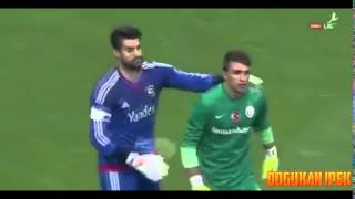 Muslera Volkan Demireli Teselli Ediyor [upl. by Ilrahc]