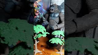 SWEET NECA King Kong 1933 Illustrated vs Ultimate Skull Island figures [upl. by Marinelli6]