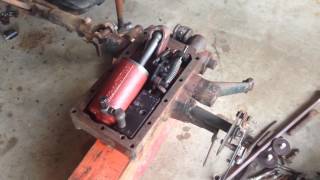 Zetor 5011 Lift Arms and Hydraulic Piston [upl. by Ennaihs]