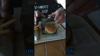 Il cheatmeal di Riccardo Croci 🍔🔥 YamamotoNutrition teamyamamoto gym motivation [upl. by Forlini]