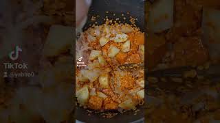 شوربة عدس lentil soup food soup syrianfood syrianfood healthy kitchen [upl. by Yardley]