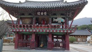 Evening ceremony drumming at buddhist temple in Korea [upl. by Kippar]