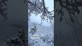 Are you looking forward to winter at Yuntai Mountain mountains henan [upl. by Idnahr]