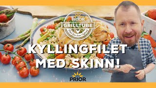 Slik griller du kyllingfilet med skinn  GrillTube  Prior [upl. by Esdras581]