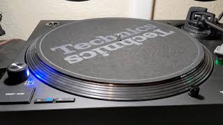 New Turntable Technics SL1200 MK7 [upl. by Daukas966]