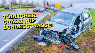 TÖDLICHER CRASH MIT DREI AUTOS  GROSSEINSATZ FEUERWEHR  RETTUNGSDIENST   3 SCHWERVERLETZTE [upl. by Ayikaz93]